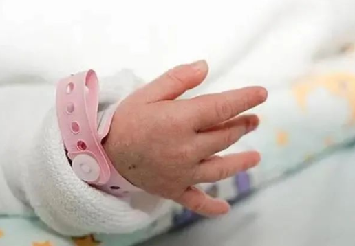 丈夫親子鑒定孩子父母成婚姻必備，真的是女性“不安分”？